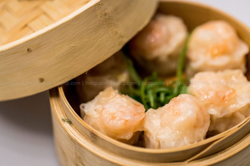 Appetizer Shu Mai in Bamboo Basket